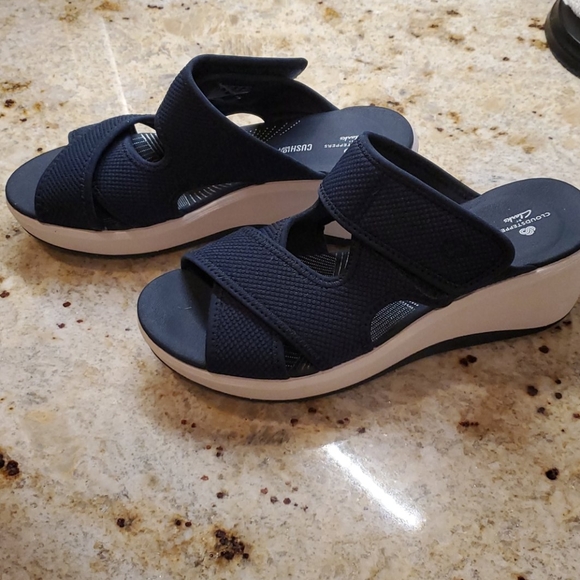 cloudsteppers cali reef wedge sandal